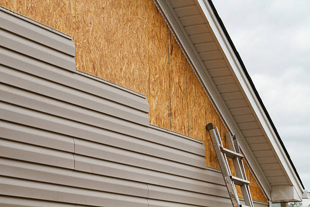 24/7 Emergency Vinyl Siding experts in Avon Lake, OH